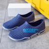Tamancos Masculinos Antiderrapantes com Solado Macio, Sapatos Esportivos da Moda no Atacado, Sandálias Masculinas de Cobertura Total para Praia, Slip-On