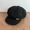 Gorra octogonal de lana vintage estilo británico para mujer, versátil para otoño e invierno, gorra plana tipo boina de pico que hace que la cara se vea más pequeña, boina de pintor