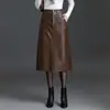Falda de Cuero de Color Liso Sencilla con Abertura para Mujer 2026 Otoño Nueva Cintura Alta Adelgazante de Longitud Media Falda de Corte A Moderna