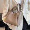 Bolso de Gran Capacidad para Mujer Otoño e Invierno 2022 Nuevo Moderno Bolso Cruzado Bolso de Mano Tipo Cubo para Mujer