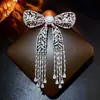Bestseller transfronterizo: Broche de mariposa de zirconia cúbica ultra brillante, de alto quilataje y exquisitamente elaborado, con borlas, un accesorio lujoso y elegante, disponible para venta al por mayor