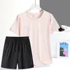 Traje de seda de hielo 2024 para mujer, novedad de verano, camiseta deportiva fina para correr, pantalones cortos casuales transpirables de secado rápido