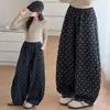 Pantalones de Pierna Ancha de Lunares para Niñas Primavera y Otoño Nuevos Sueltos Casuales Largos Niños Medianos y Grandes Pantalones de Arroz Pegajoso con Felpa Moda Versátil