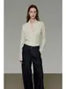 Suéter de punto de manga larga estilo francés UNSPOKE para mujer, jersey de cuello en V, elegante y sofisticado, diseño único, top estilizado