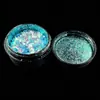Nueva Sombra de Ojos de Moda con Deslumbrantes Fragmentos de Polvo Brocado Nube Ópalo, Polvo Camaleónico Sueño del Amanecer y Decoraciones de Uñas de Alto Brillo