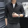 [Serie de Negocios Urbanos] Camisa de Manga Larga a Rayas con Oculta de Botones, No Planchar, Resistente a las Arrugas, para Hombre, Adecuada para el Viaje Diario de Primavera y Otoño