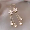 Brincos de Borla com Flores Nicho Únicos Elegantes para Mulheres 2025 Novos Brincos Populares Luxo Acessível Brincos de Alta Qualidade