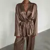 Conjunto de Pijama Longo de Cetim com Manga Longa e Calça Longa com Cinto, Outono/Inverno 2026, Atacado Transfronteiriço Europeu e Americano, Roupa de Casa