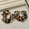 Brincos de Chiffon com Estampa de Leopardo e Pétalas Bordadas para Mulheres, Modernos, Exagerados, Únicos e Lindo Brinco, Joia de Orelha com Design de Nicho 2026