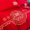 Roupa de Cama Simples Casamento Escovado Conjunto de Quatro Peças Casamento Vermelho Brilhante Roupa de Cama de Dote Conjunto Bordado de Luxo Leve Fabricante Atacado