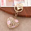Llavero de Metal con Forma de Corazón de Durazno y Rosa Versión Coreana Transfronteriza Accesorios Colgantes para Coche y Bolsos de Aleación de Zinc Incrustados con Diamantes