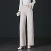Nuevos jeans casuales de pierna ancha con estampado floral de otoño, pantalones simples de jacquard de estilo chino de cintura alta a la moda para mujeres de mediana edad, en stock