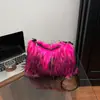 Moda Trendy Transfronteriza Peluche Diseño de Nicho Gama Alta Otoño/Invierno 2026 Bolso de Hombro Cruzado para Mujer