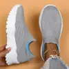 Fornecimento Exclusivo Transfronteiriço para Aliexpress e Amazon: Tênis Esportivo Feminino de Tamanho Grande, Tênis Meia Respirável em Fly-Knit, Tênis Fácil de Calçar