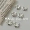 Pendientes de Plata Nicho Dongdaemun de Corea del Sur Pendientes de Anillo Retorcido de Plata de Ley S925 Estilo Versátil Simple y de Alta Gama para Mujer