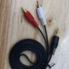 Cabo de áudio e vídeo RCA direto da fábrica, uma saída para duas saídas, cabo AV com conector Lotus de 3,5 mm para conector Lotus.