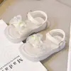 Sandálias Infantis Estilo Princesa com Solas Macias, Novo Modelo Verão 2026, Sapatos Infantis de Princesa com Laço, Sandálias de Praia Infantis