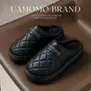 2026 Nuevas Pantuflas de Algodón para Hombre Talla Grande Otoño e Invierno para Interiores Hogar Cálidas Impermeables Antideslizantes Pantuflas de Cuero PU Invierno