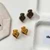 Nuevos Pendientes de Diseño Único Estilo Retro Forma de Corazón con Corona para Mujer, Sencillos, Modernos, Elegantes, Versátiles Pinzas para Orejas y Pendientes