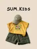 Conjunto de Roupa para Meninos 26 Novo Modelo Camiseta Estampada de Manga Curta e Shorts Cargo para Crianças Pequenas, Conjunto de Duas Peças Casual de Verão Tendência