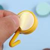 Em estoque macaron gancho punch-free bonito pequeno gancho de cozinha porta traseira pegajoso gancho plástico forte gancho pegajoso gancho