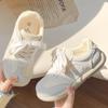 Primavera 2025, nuevos y versátiles zapatos de tabla elegantes, dopamina, puff para niñas, zapatos blancos pequeños de suela gruesa, zapatos de entrenamiento alemanes