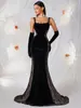 Vestido de noite de veludo preto com alça transfronteiriça para comércio exterior feminino, vestido longo de renda de luxo de alta qualidade para banquete, cerimônia de adultos