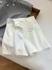 Shorts de Lino Blanco de Pierna Recta y Ancha para Mujer, Cintura Alta, Alargan las Piernas, Estilo Pequeño en A, Estilo Old Money, Nuevo Modelo Verano 2026