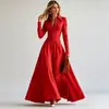 E-commerce transfronteiriço, estilo europeu e americano, nova coleção de outono: um vestido-camisa chique de manga comprida com gola entalhada, frente abotoada, cintura ajustada e saia rodada