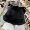 Chapéu de Pescador Plush Fofo Xadrez com Laço Redutor de Idade para Mulheres Outono e Inverno Quente Personalizado com Orelhas de Gato Desenho Animado Chapéu Balde Tendência
