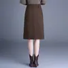 Elegante Falda Midi de Felpa y Gamuza Ajustada a la Cadera para Mujer 2026 Otoño/Invierno Nueva Falda Midi de Cintura Alta que Cubre las Caderas Falda Recta Elegante para el Trabajo