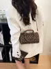 Bolso cruzado para mujer, bolso tipo almohada, nuevo bolso Boston simple y moderno popular, correa ancha versátil para el hombro, bolso de hombro cruzado único
