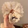 Lindo Scrunchie de Encaje con Cerezas Rojas para Mujer, Accesorio para el Cabello Versátil de Alta Gama, Goma Grande para el Cabello de Primavera y Verano
