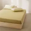 Protector de Colchón de Algodón Cepillado Grueso Estilo Minimalista Apto para la Piel Juego de Tres Piezas Algodón Puro Bloqueo de Color Estilo Protector de Colchón Súper Suave Ropa de Cama