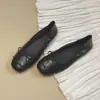 Otoño 2026 Nuevo Zapatos Planos Estilo Pequeña Fragancia de Cuero Suave Superficie Suave Zapatos de Una Sola Pieza de Corte Bajo con Lazo Zapatos de Deslizamiento de Una Sola Pieza