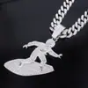 Joyería Transfronteriza Europea y Americana de Aleación Colgante de Niño en Patineta Full Diamante Accesorios Personalizados Estilo Hip-Hop para Hombre Collar Venta al por Mayor