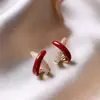 Brincos Novos de Cruz com Gota de Óleo Brancos para Mulheres Primavera/Verão 2026, Acessórios Simples Elegantes com Strass Brilhante, Brincos da Moda