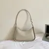 Bolsa Feminina de Axila 2026 Nova Moda de Verão High-End Vintage Bolsa de Ombro Único para o Dia a Dia Transversal Bolsa Saco