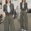 Nuevo conjunto elegante de dos piezas para mujer de principios de otoño: conjunto de punto de manga larga y pantalones de pierna ancha con bloques de color, de dos piezas falsas