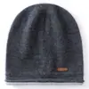 Gorro de punto de cachemira de dos tonos, con borde enrollado y orejeras, estilo unisex, casual y versátil, para otoño e invierno.