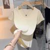 Camiseta Sencilla y Elegante de Manga Corta para Mujer, Verano 2026, Corte Ajustado, Petite, Favorecedora, Cuello en V, Top de Canalé que Muestra la Clavícula