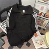 Camisa Polo Respirável de Verão com Recortes, Camiseta de Manga Curta para Mulheres com Decote V Elegante, Top de Meia Manga em Malha Color-Blocking Tendência