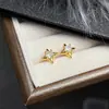 Ouro Real 24K Galvanoplastia Forte Retenção de Cor Luxo Acessível High-End Brincos de Estrela de Quatro Pontas Inlaid com Zircônia Joia de Orelha Exquisita