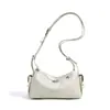 Bolso de Hombro Cruzado Simple y Versátil Estilo Nuevo Primavera Temprana 2026 para el Trabajo, los Viajes Diarios y los Viajes, Bolso de Mano de Moda Retro