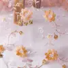 Tecido Bordado Leve de Malha para Primavera e Verão 25g Poliéster-Nylon Reforçado Bordado de Planta Fresca Vestido Hanfu Feito Sob Medida