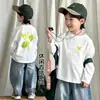 Camiseta de manga larga 100% algodón para niños, cuello redondo, corte holgado, camiseta básica elegante, estilo nuevo, versátil para primavera y otoño, camiseta de cuello redondo