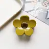 Grampo de cabelo floral de alta qualidade para PC para mulheres, doce e versátil, adequado para rabos de cavalo altos, grampo tubarão, acessório de cabelo para penteados semi-presos na parte de trás da cabeça