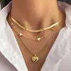 Colar Camadas Popular Coração com Corrente Osso de Cobra da Temu para Mulheres, Corrente de Clavícula Retro de Nicho de Luxo Leve Europeu e Americano