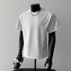 Ropa informal de verano para hombre, elegante y con estilo, de importación transfronteriza de Douyin, con hombros rectos, camiseta estructurada de manga corta con cuello redondo y diseño de retazos.