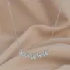 Cadena para Clavícula Elegante con Baño de Oro Real y Circonita Microincrustada para Mujer, Diseño de Nicho, Collar con Forma de Pétalo, Cadena de Collar Estilo Ins, Joyería